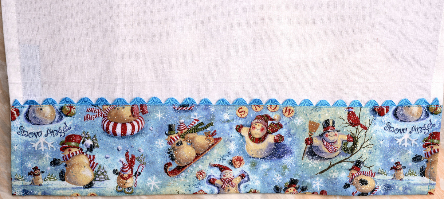 Tea Towel Snowman playing on snow simple