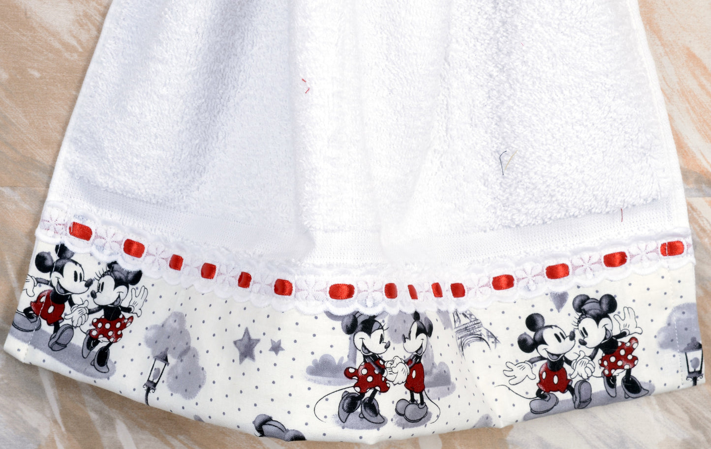 Hanging Towel - Minnie Mouse Peeking Over Top
