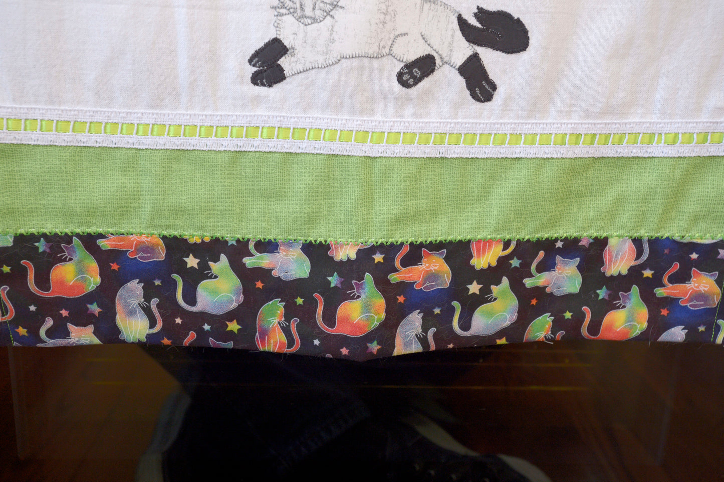 Tea Towel Relaxing White Cat Black Paws