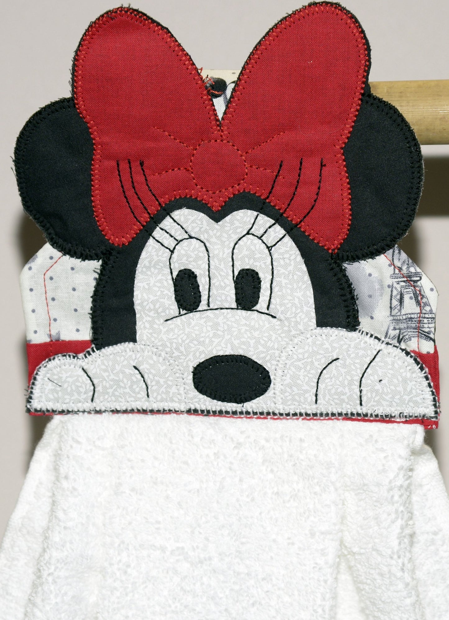 Hanging Towel - Minnie Mouse Peeking Over Top