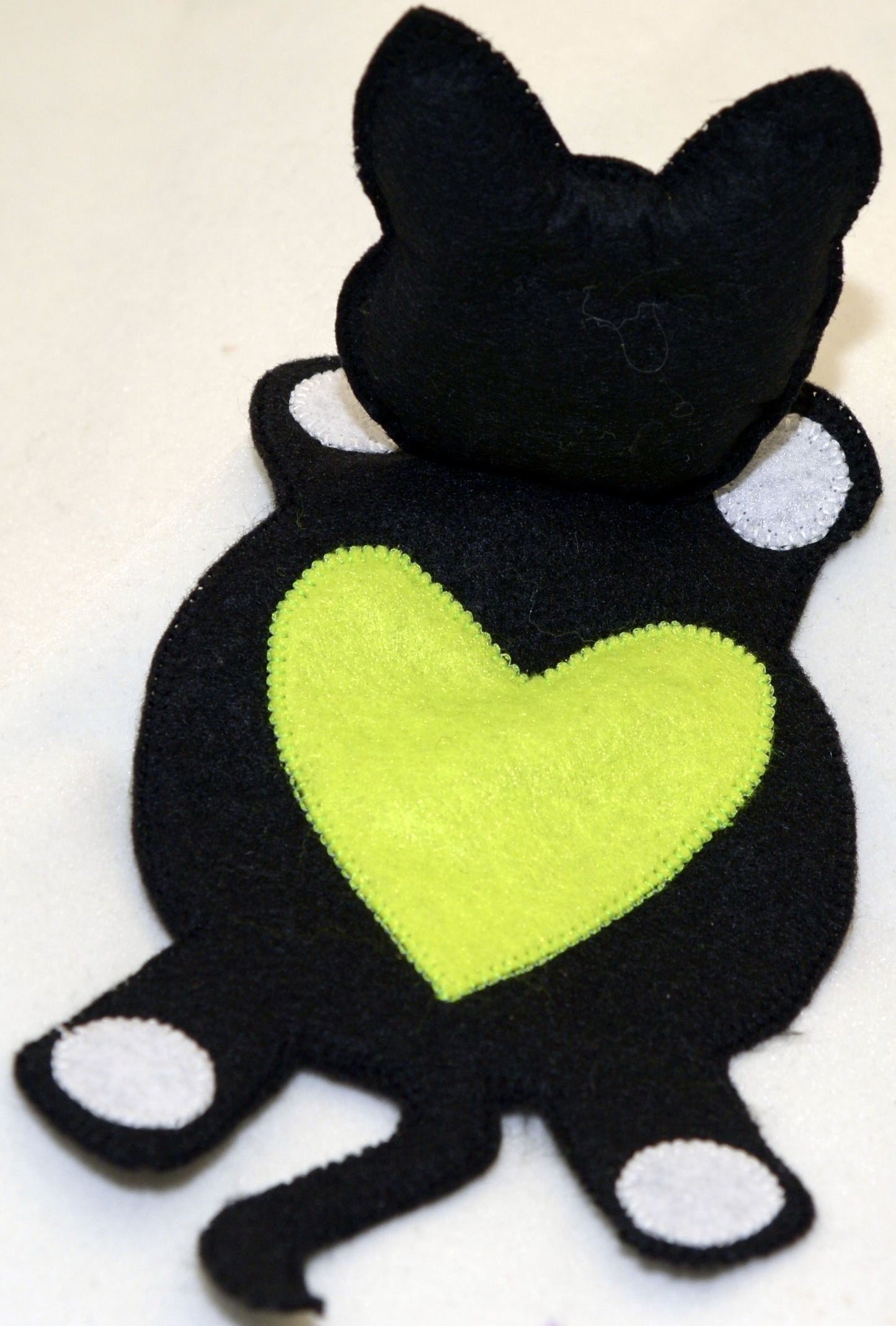 Mug Rug - Black and white cat with green heart.