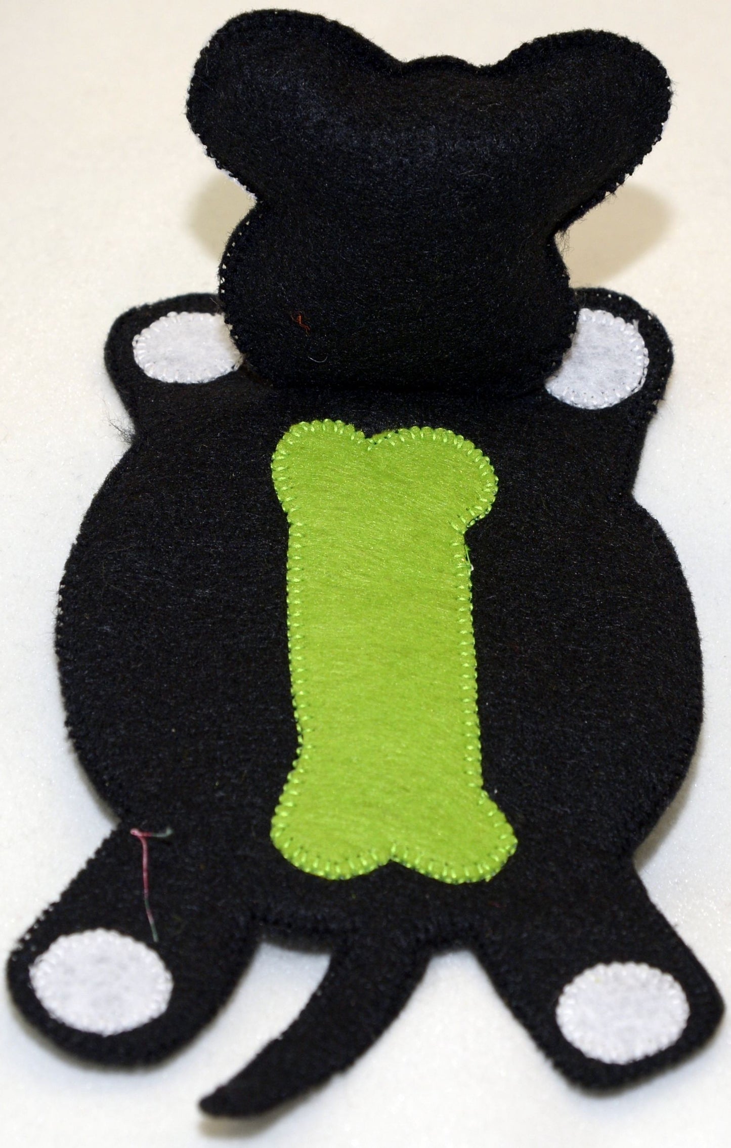 Mug Rug - Black dog with green bone