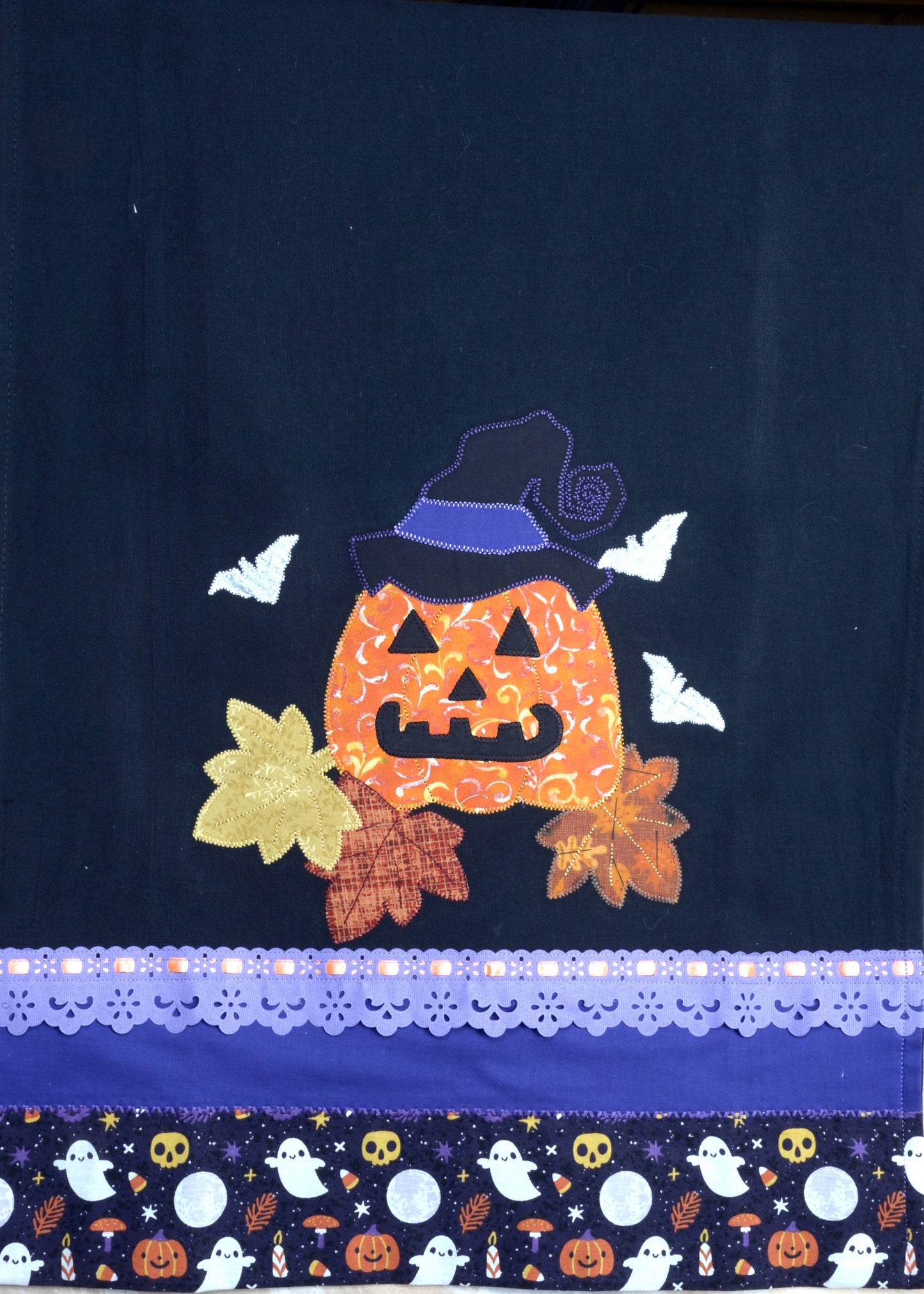 Tea Towel Halloween scare Pumpkin Carved with Witch Hat - Black