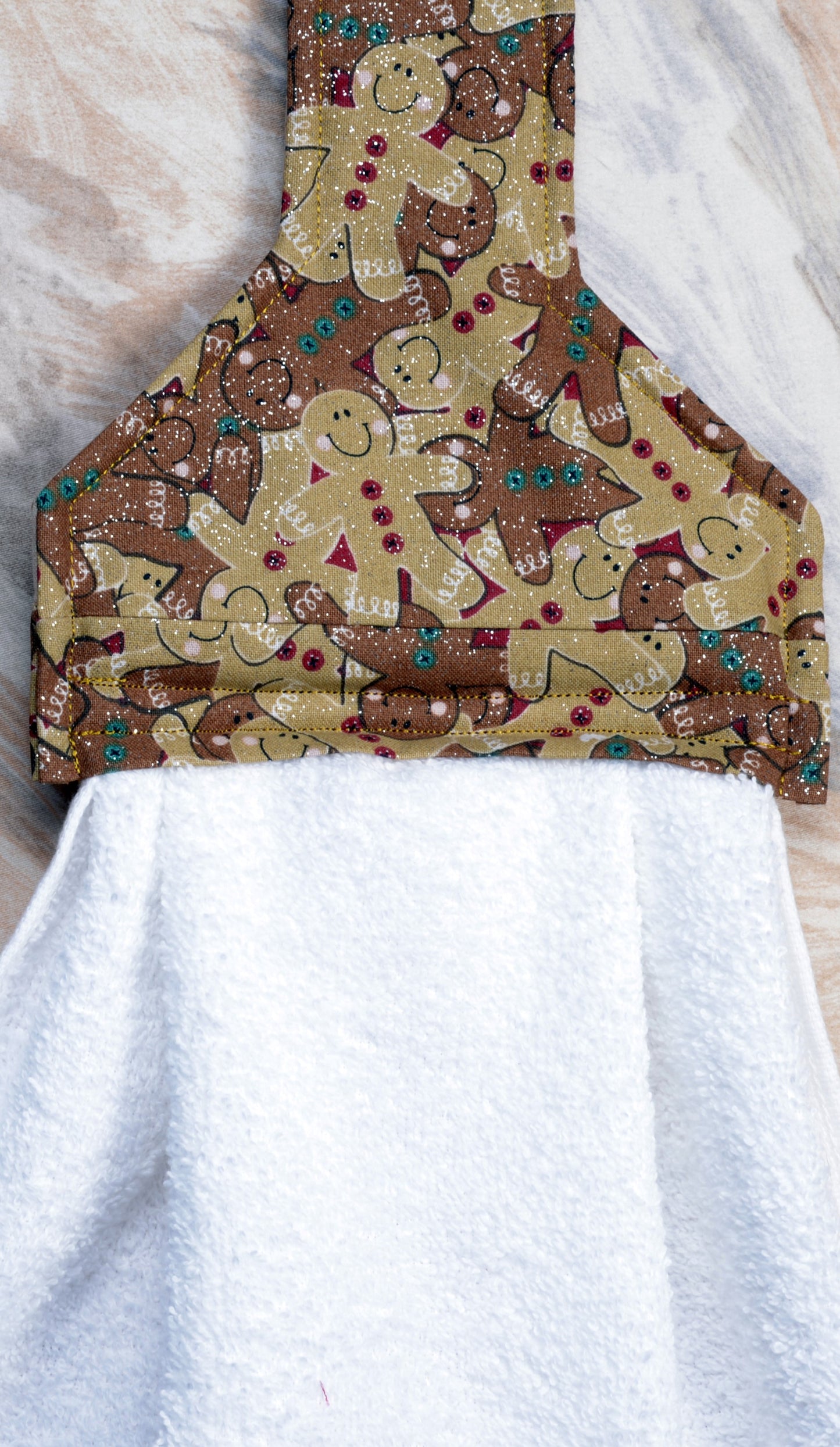 Hanging Towel - Gingerbread