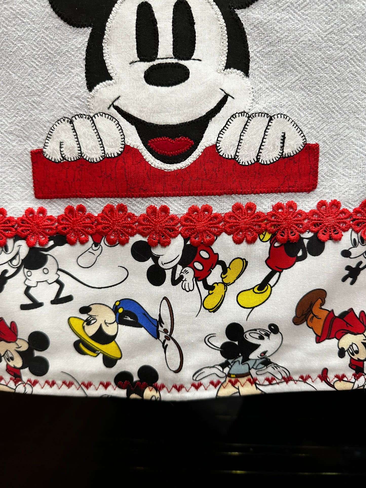 Tea Towel - Mickey Mouse Peeking Over the wall