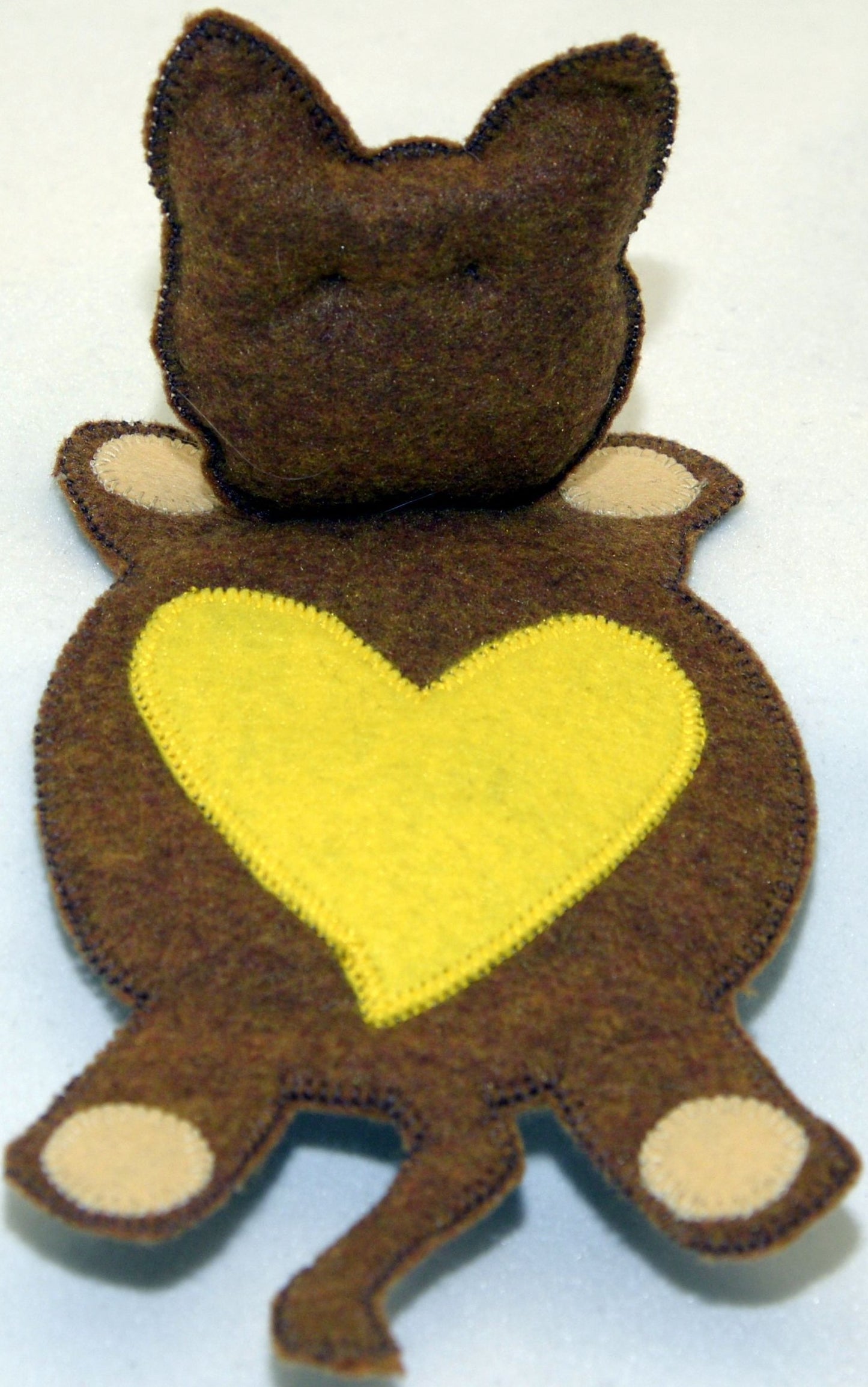 Mug Rug - Brown Cat with yellow heart