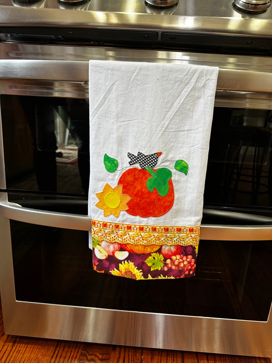 Tea Towel Pumpkin with Crow and Sunflower