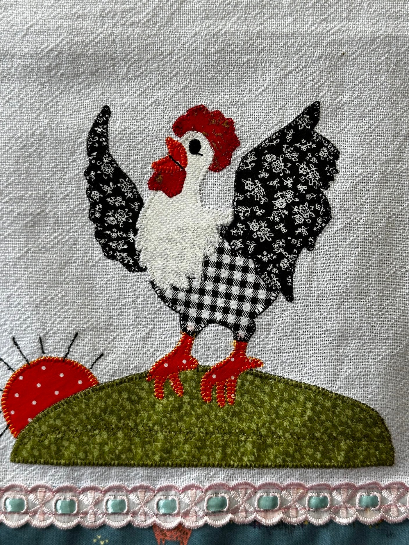 Tea Towel Farmhouse Rooster crowing