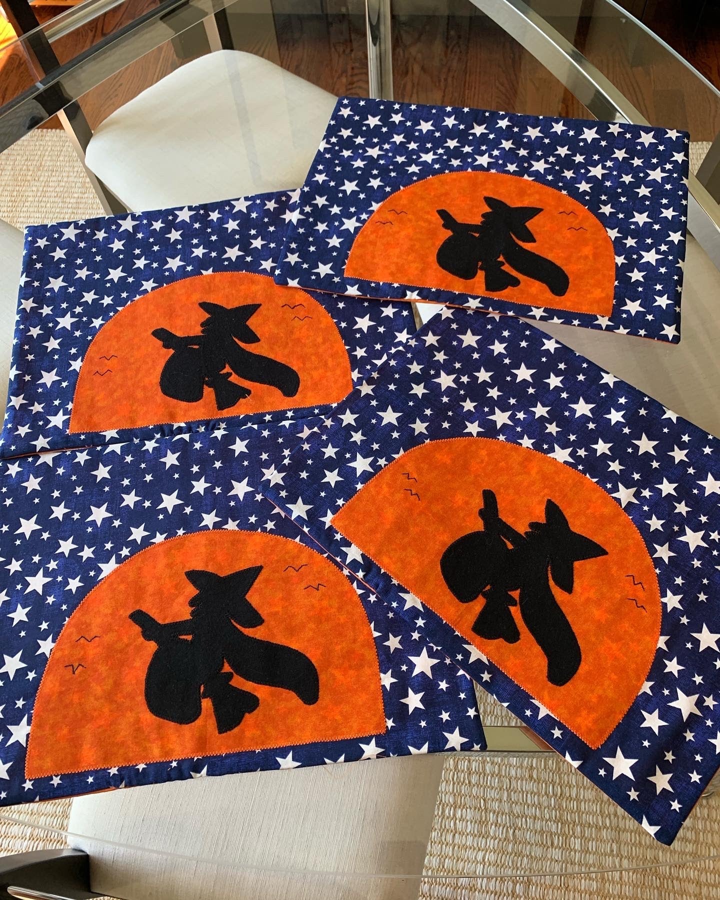 Placemats Halloween Flying Witch set of 4